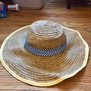 100% Paper Sun Hat w/ Ribbon for Summer Adventures